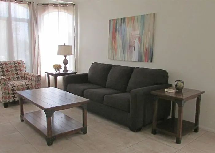 Cozy House Near I-10 With Pool Heater, Hot Tub, Bbq * Goodyear